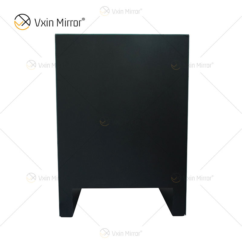 side table mirrored عكس الجدول الجانبي