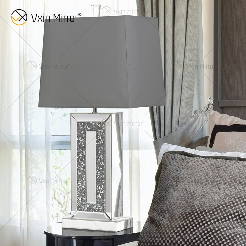 glass table lamp Стеклянная настольная лампа