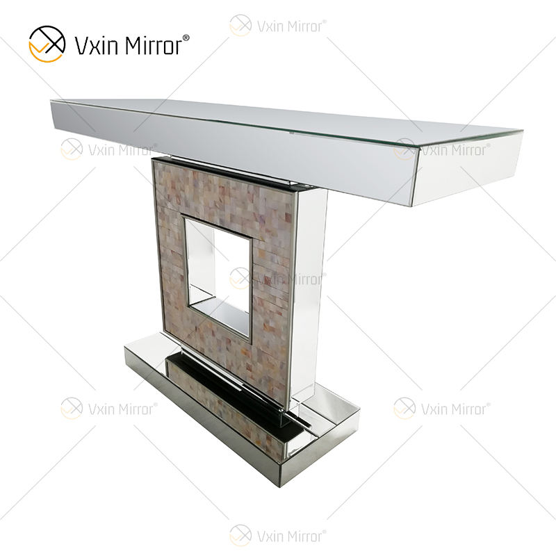 mirror and console table Spiegel- und Konsolentisch