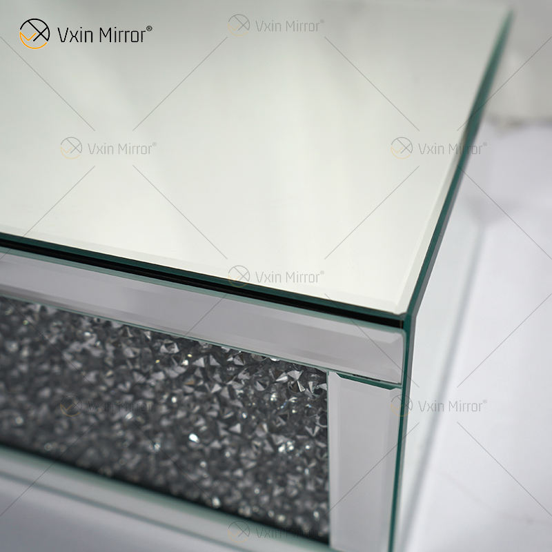 trimmed mirror مرآة مقلدة