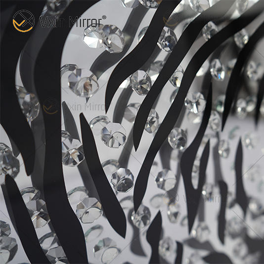 sphere liquid wall art with swarovski crystals Kugel Flüssigwandkunst mit Swarovski -Kristallen