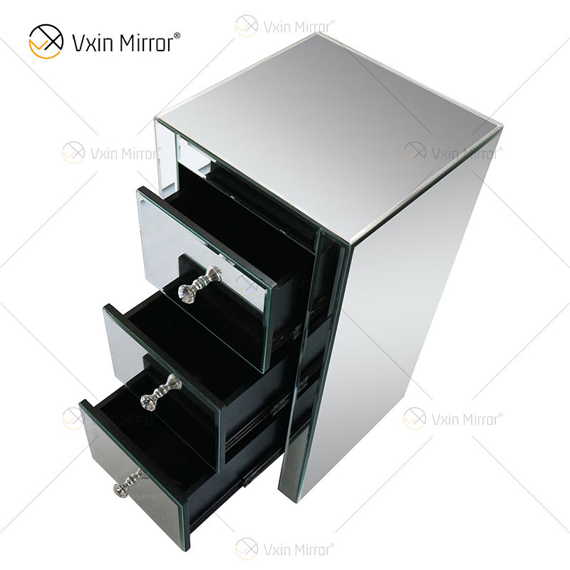 gray mirrored nightstand رمادي نساء منضدة