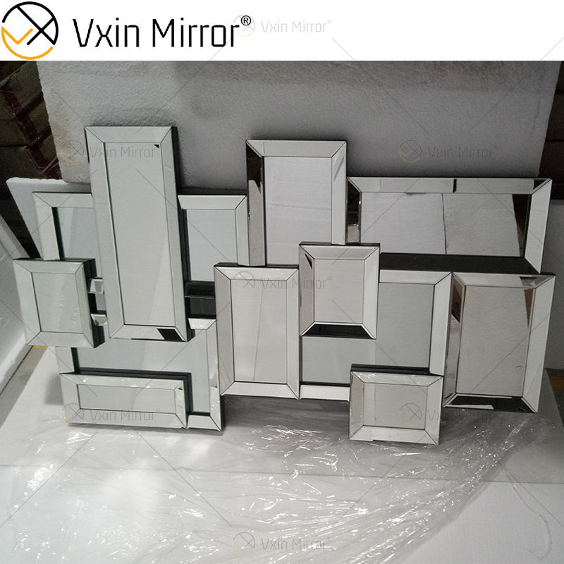 small mirror set مجموعة المرآة الصغيرة