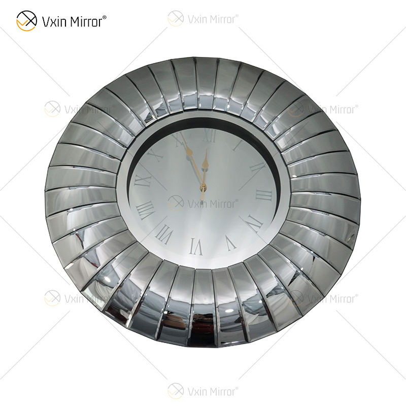 large mirrored clock Большие зеркальные часы