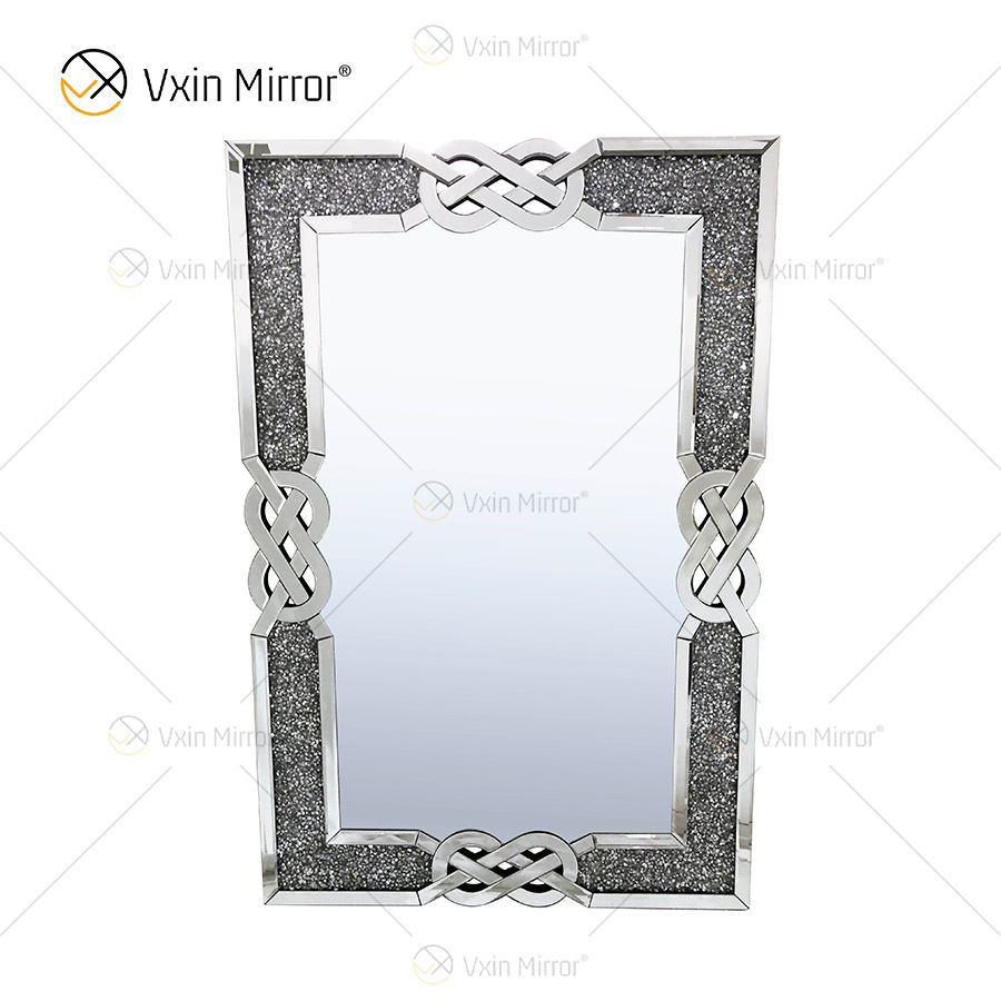 tall wall mirror مرآة الجدار الطويلة