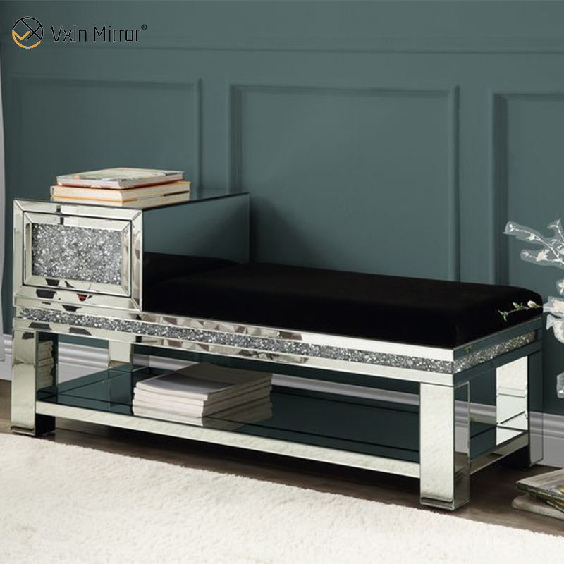 glass and metal tv stand Glas- und Metall -TV -Ständer