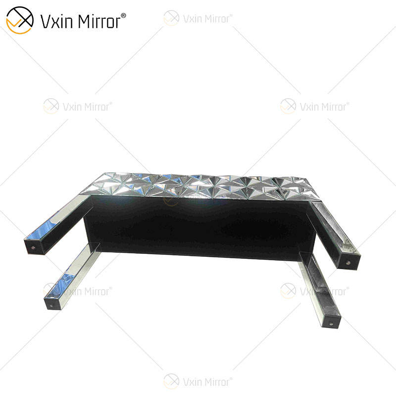 table and mirror set Juego de mesa y espejo