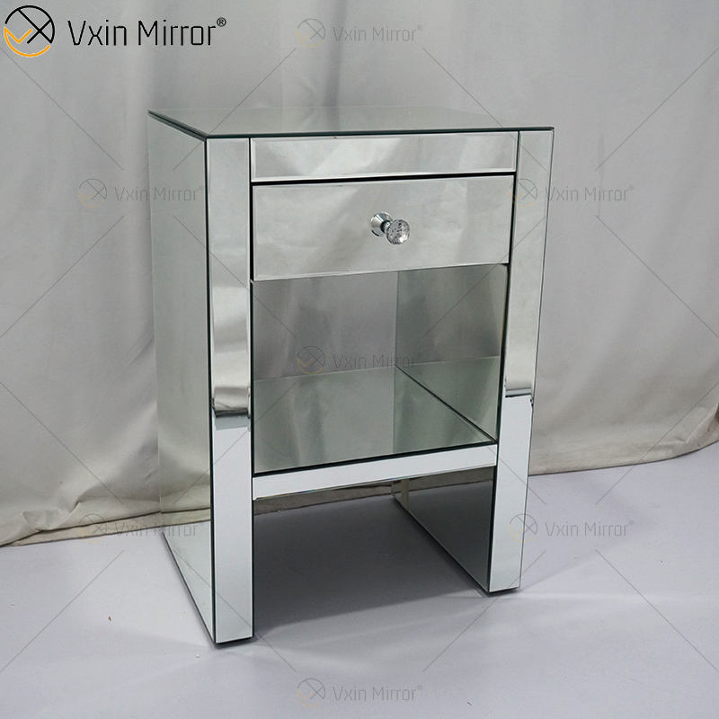 mirrored nightstand set of 2 зеркальный набор на тумбочке из 2