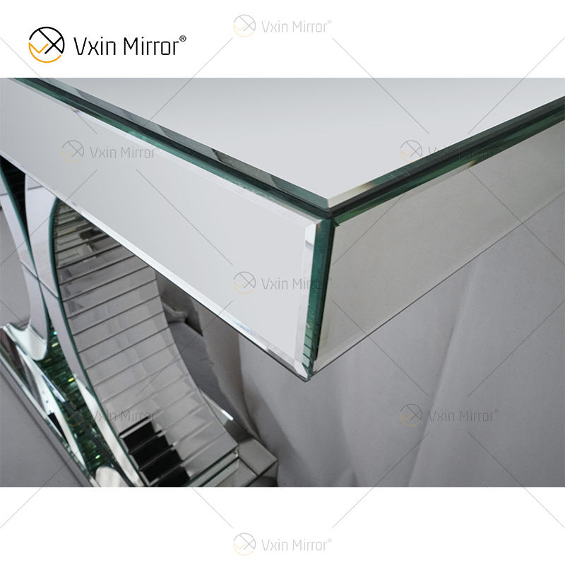 mirroed table Tabela Mirroed