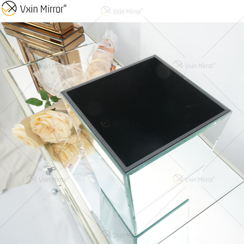 antique crystal vases value قيمة المزهريات الكريستالية العتيقة