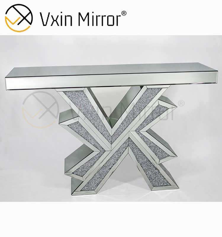 madeline trinity vanity Vanidad de Madeline Trinity