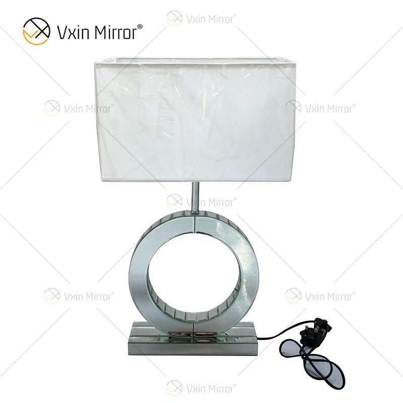 plastic table lamp Lâmpada de mesa de plástico