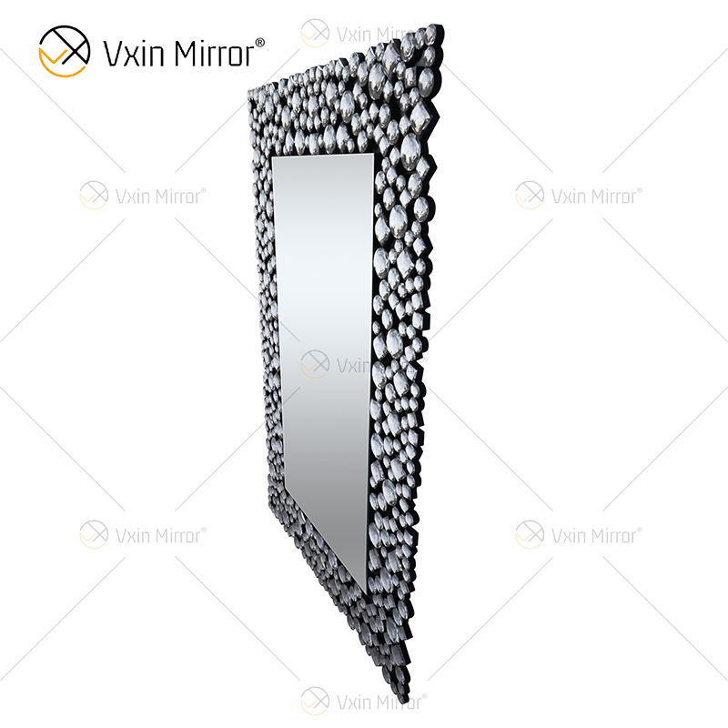 large floor mirror مرآة أرضية كبيرة