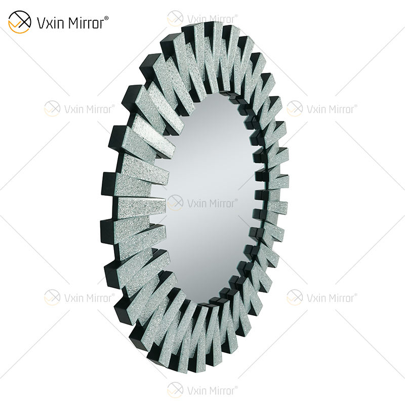 large decorative mirror مرآة زخرفية كبيرة