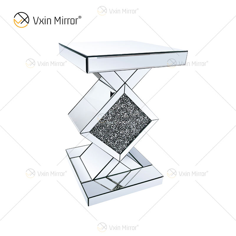 mirrored bed side table طاولة جانب سرير عاكسة