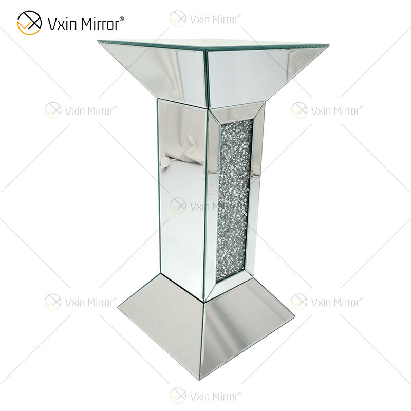 end table mirrored A mesa final espelhou