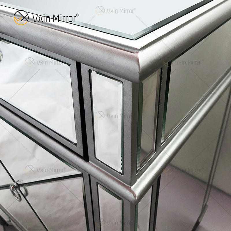 mirrored end tables nightstands Spiegelte Endtische Nachttische