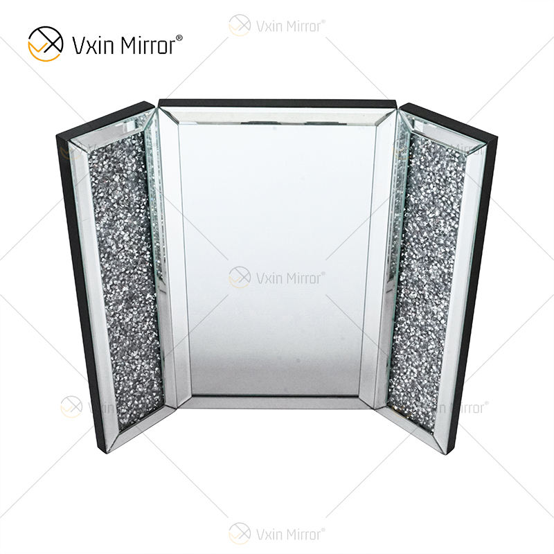 gold framed mirrors مرايا مؤطرة الذهب