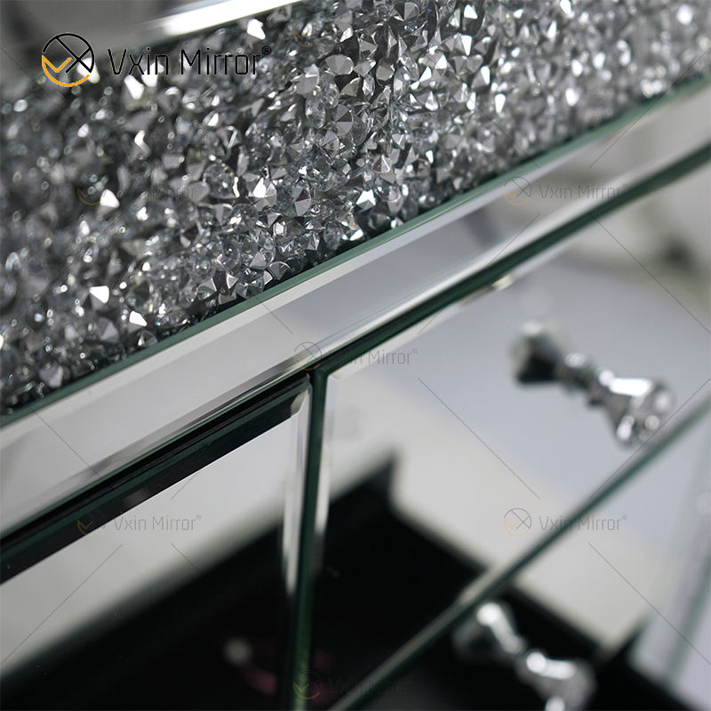 wood and mirrored nightstand деревянная и зеркальная тумбочка