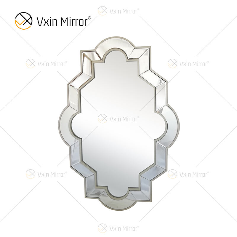 decorative gold mirrors المرايا الذهبية الزخرفية