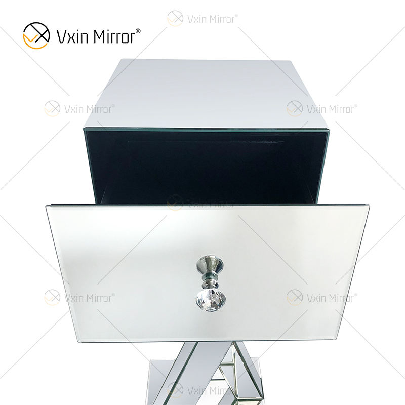 mirror table Зеркальный стол