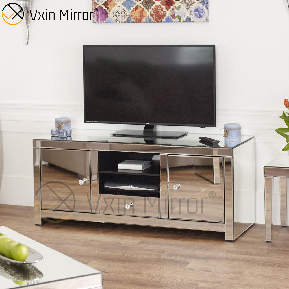 glass shelves for tv equipment Prateleiras de vidro para equipamentos de TV