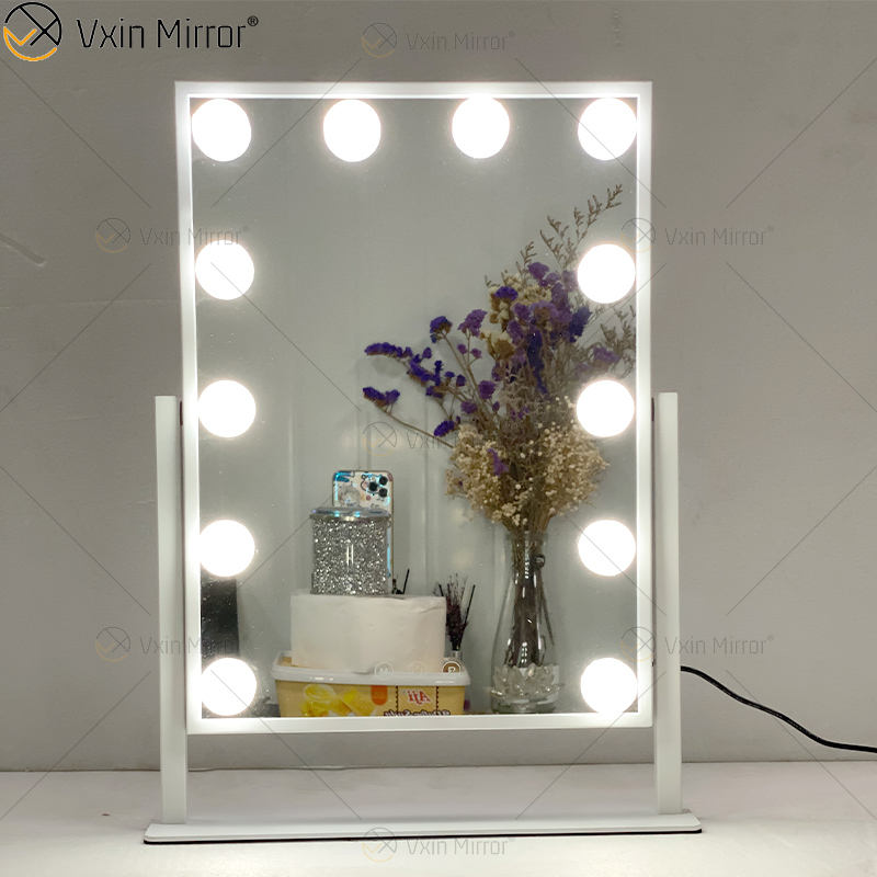 illuminated bathroom mirror Espejo de baño iluminado