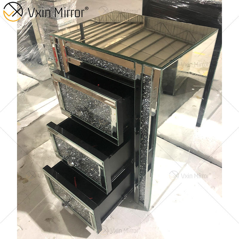 mirror and gold nightstand зеркало и золотая тумбочка
