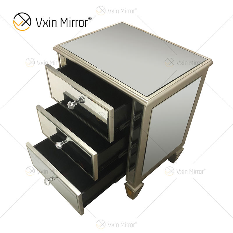 rustic mirrored nightstand Деревенская зеркальная тумбочка