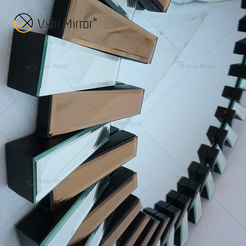 mirror wall room غرفة الجدار المرآة