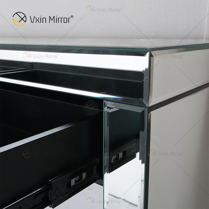 white bedroom vanity Белая спальня