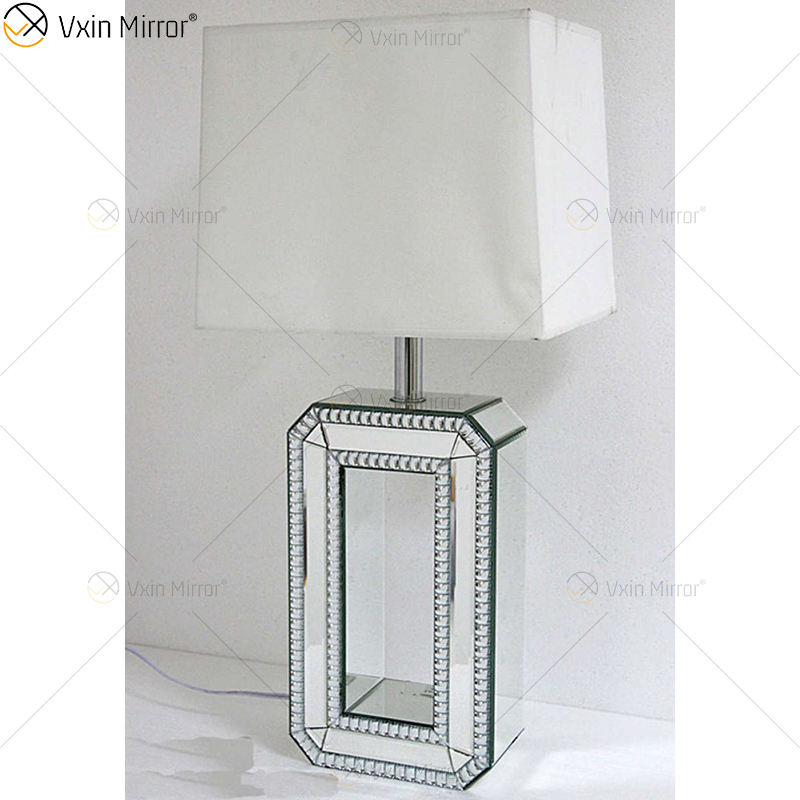 chunky table lamps Кромкие настольные лампы
