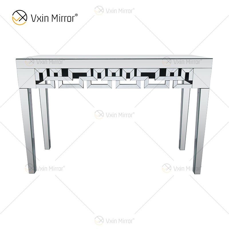 table and mirror Tisch und Spiegel
