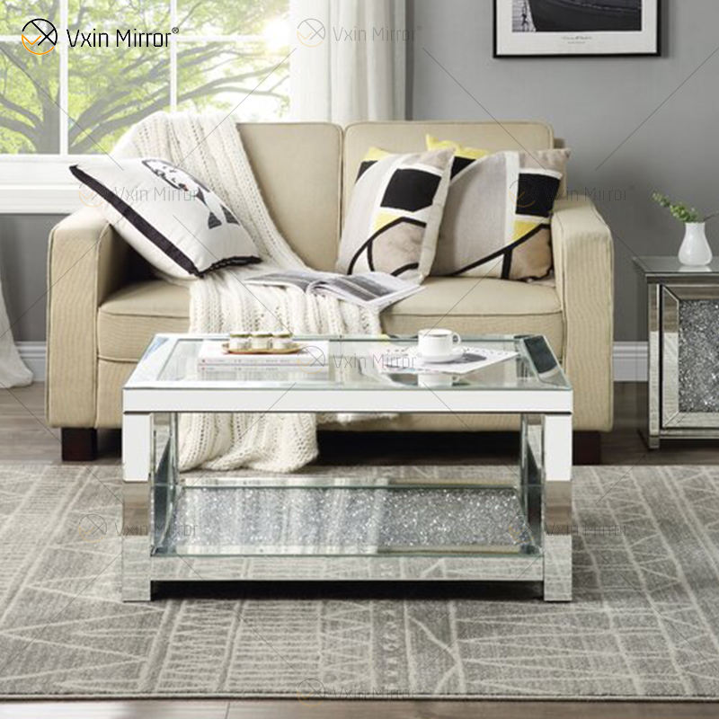 small round glass coffee table Pequena mesa de café de vidro redondo