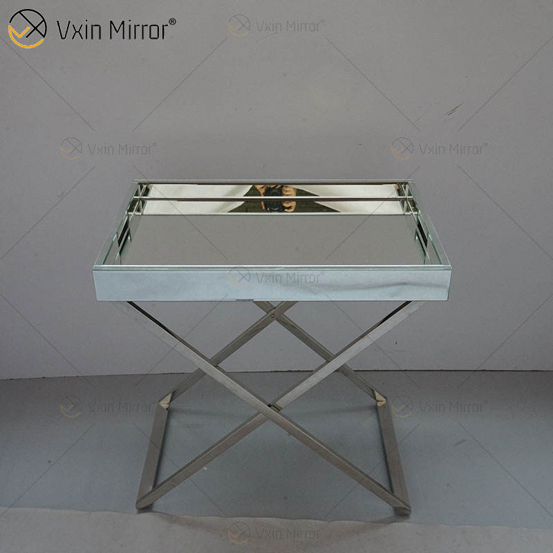 gold mirrored end table Mesa al final de oro con espejo