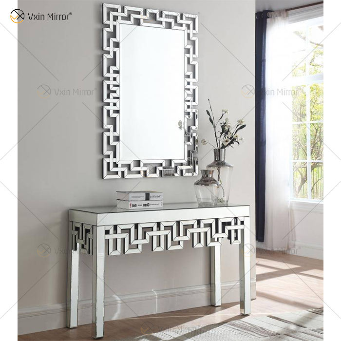 small vanity desks مكاتب الغرور الصغيرة