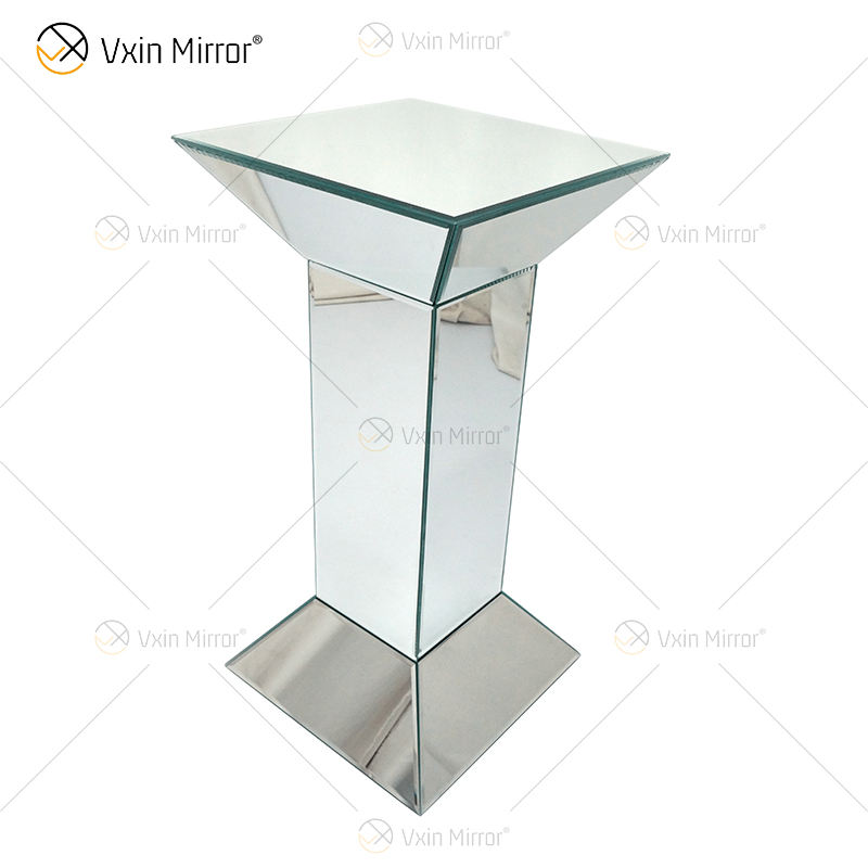 table mirrored A mesa espelhou