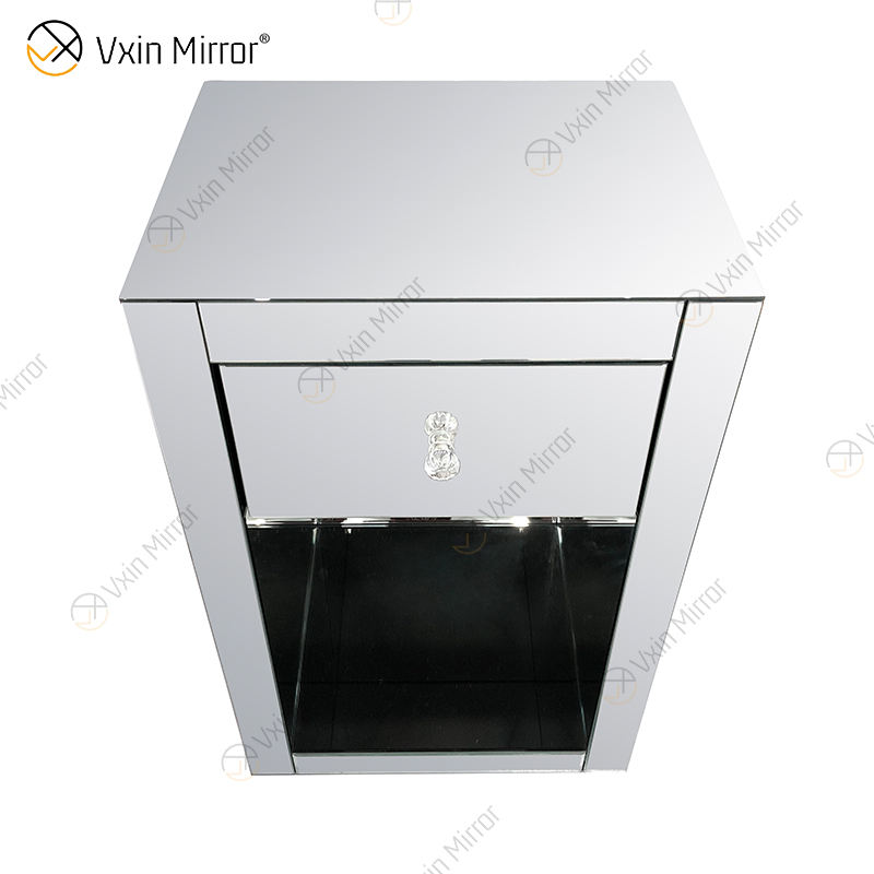 looking for a cabinet Ищу шкаф