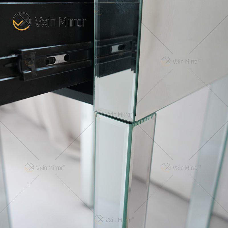 mirror nightstands for bedroom Зеркальные тумбочки для спальни