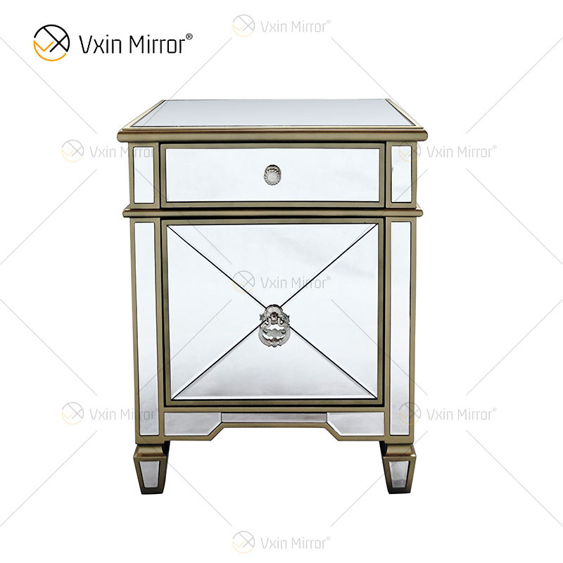 2 drawer mirrored bedside table 2 gaveta na mesa de cabeceira espelhada