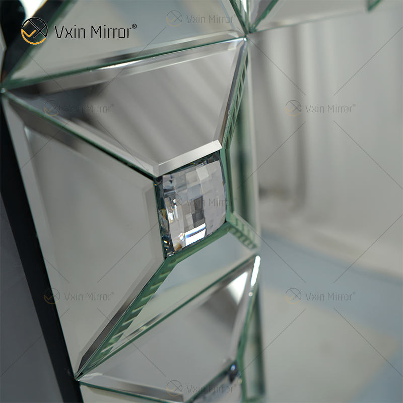 unique mirrors مرايا فريدة