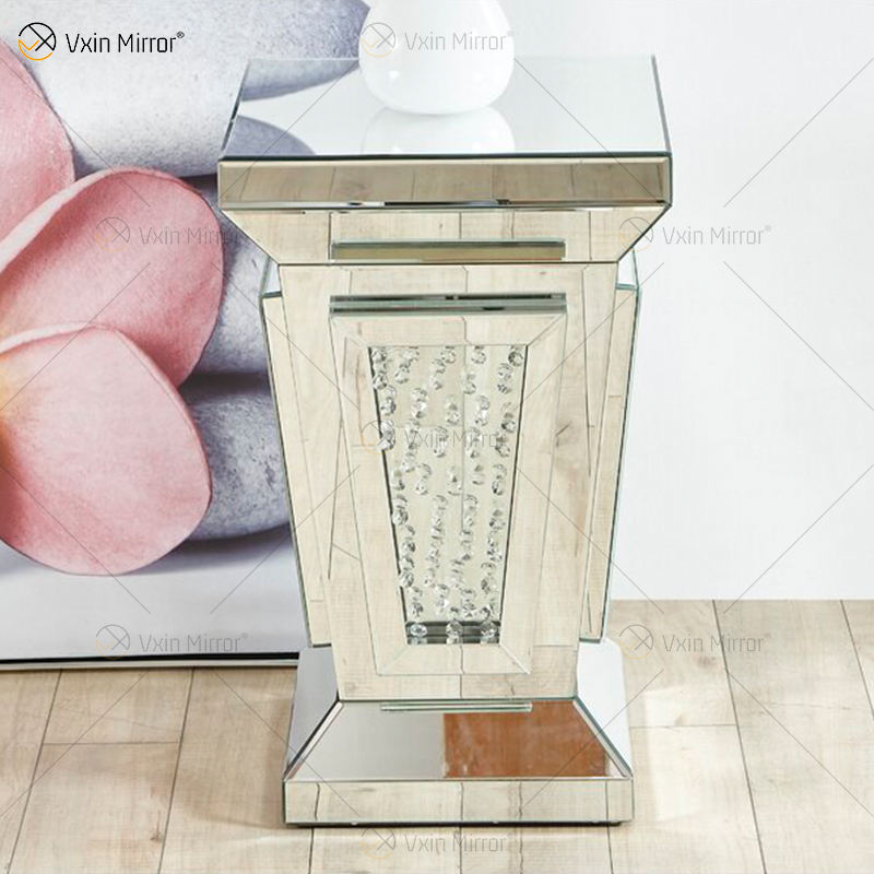 mirrow table طاولة المرآة