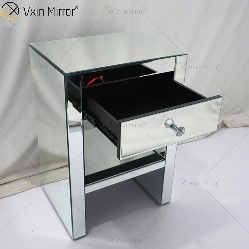 black mirrored nightstand Черная зеркальная тумбочка
