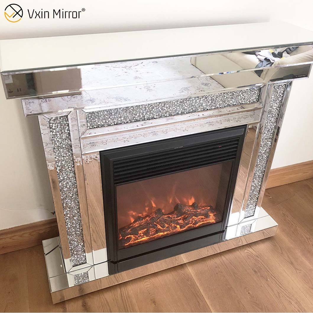 mirrored fireplace surround Arropital da lareira espelhada