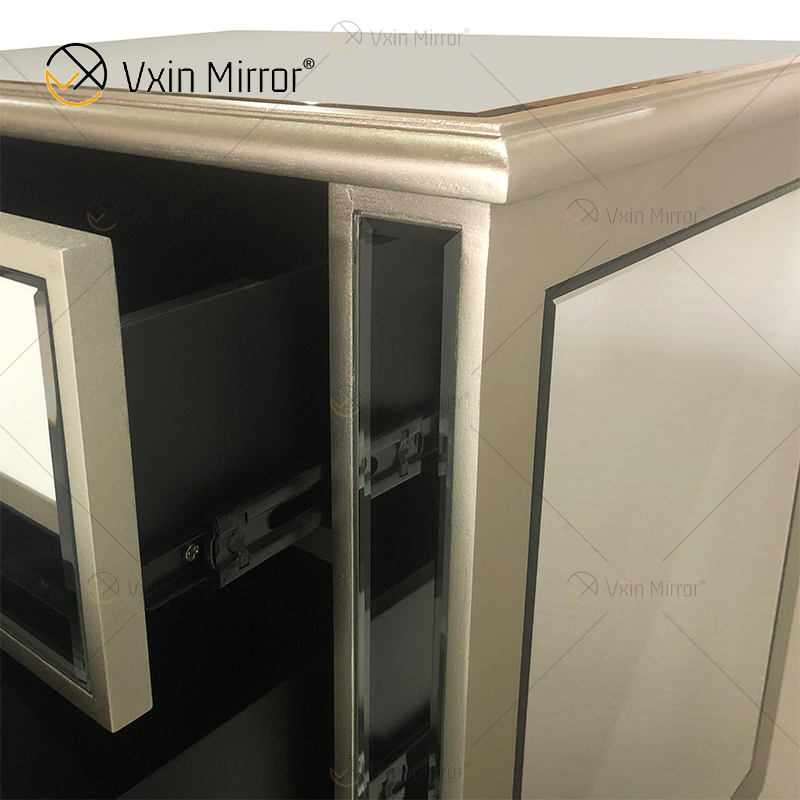 bedside mirrored table прикроватный зеркальный стол