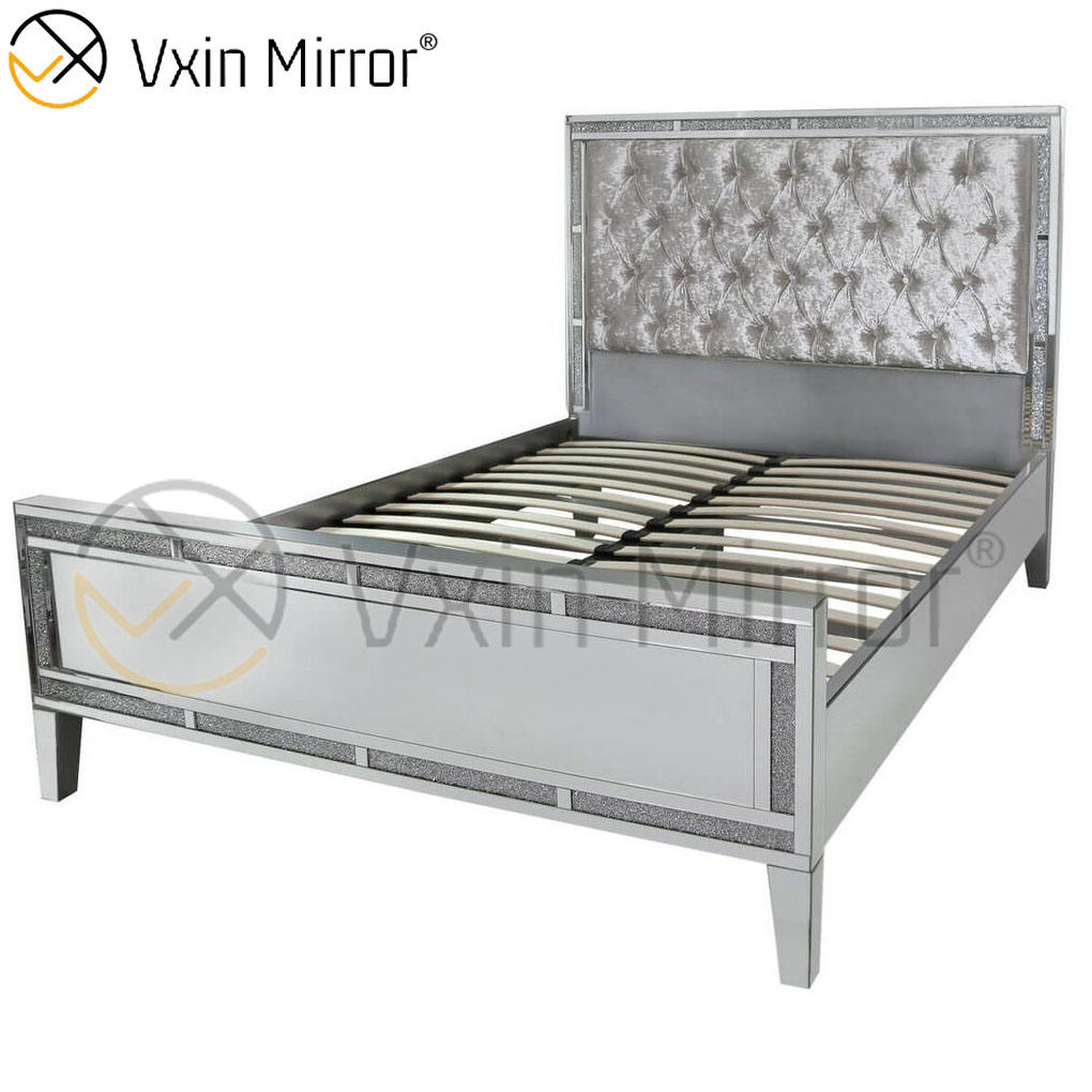 Spiegelte Queen -Bettrahmen